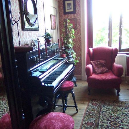 Bed and Breakfast La Ganse Blanche Usson-en-Forez Экстерьер фото