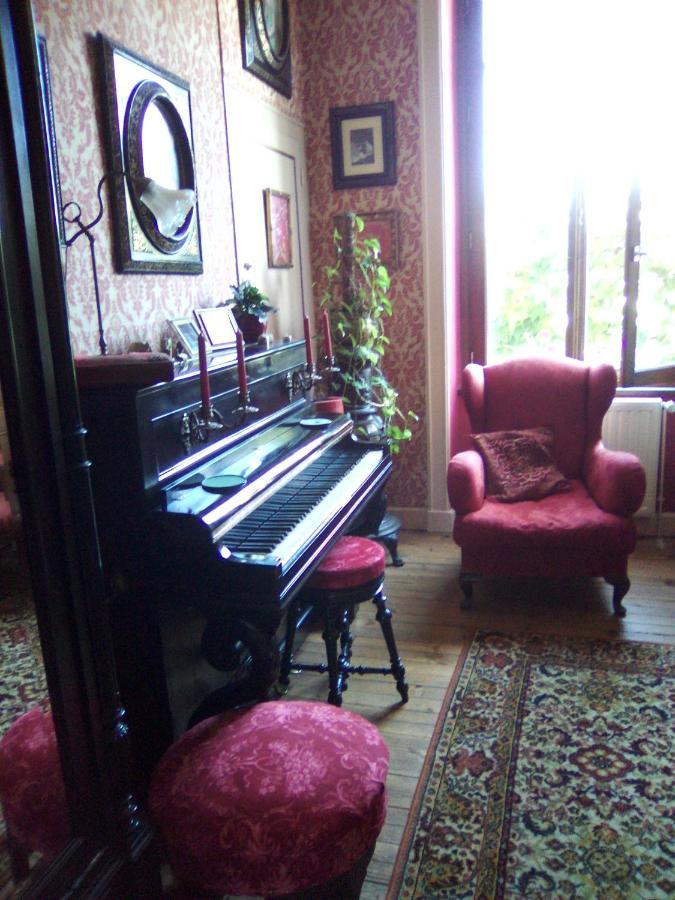 Bed and Breakfast La Ganse Blanche Usson-en-Forez Экстерьер фото